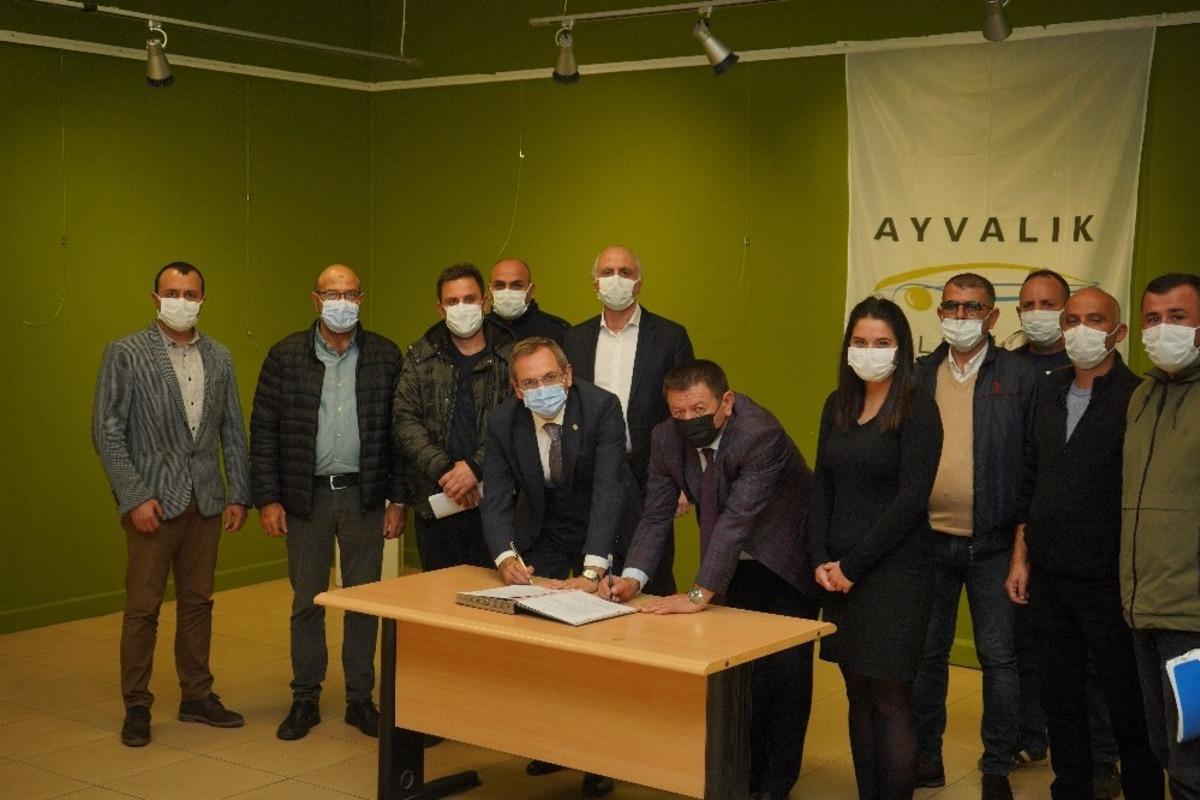 Ayvalık Belediyesi&rsquo;nde en d&uuml;ş&uuml;k maaş 3 bin 250 lira oldu