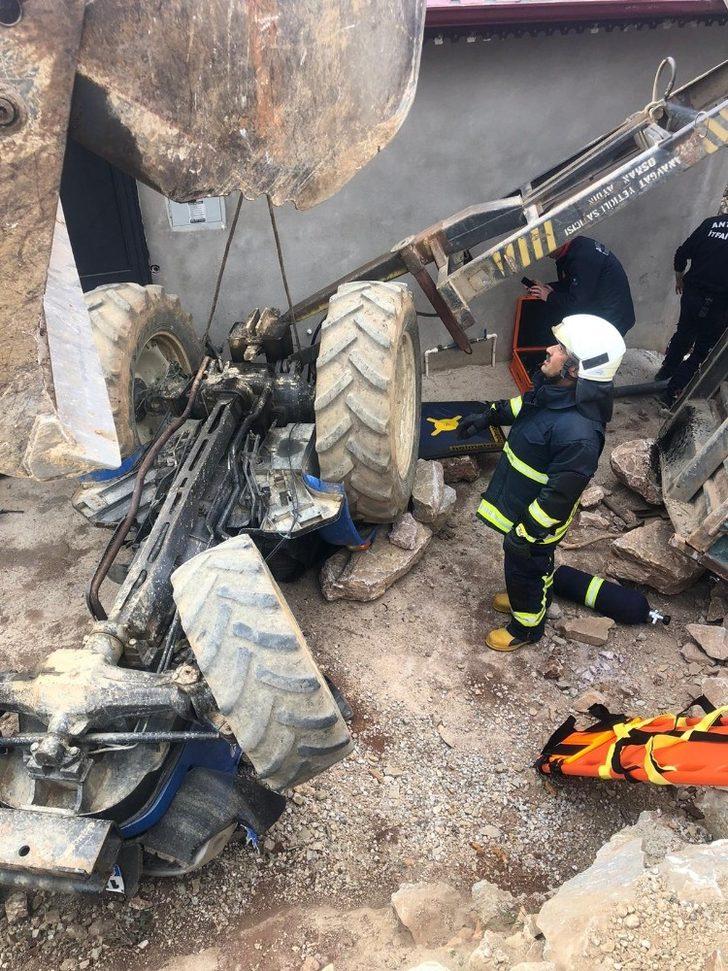 Bahçesinde çalışırken kullandığı traktörün altında kaldı G2