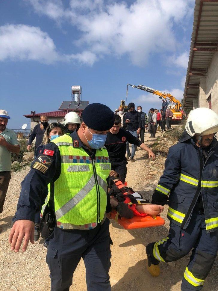 Bahçesinde çalışırken kullandığı traktörün altında kaldı G4