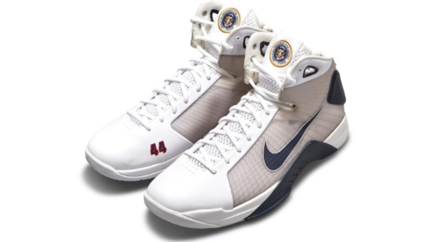 Barack Obama'nın ayakkabısı açık artırmada