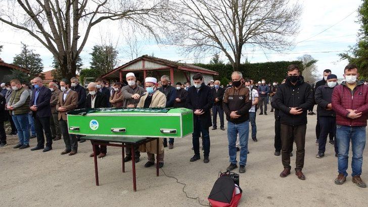 Kocaeli’de ki kazada ölen sürücü Sakarya’da toprağa verildi G2