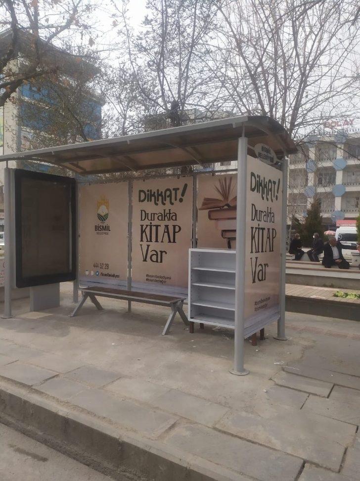 Bismil Belediyesi kütüphaneli durakları hizmete sundu G3