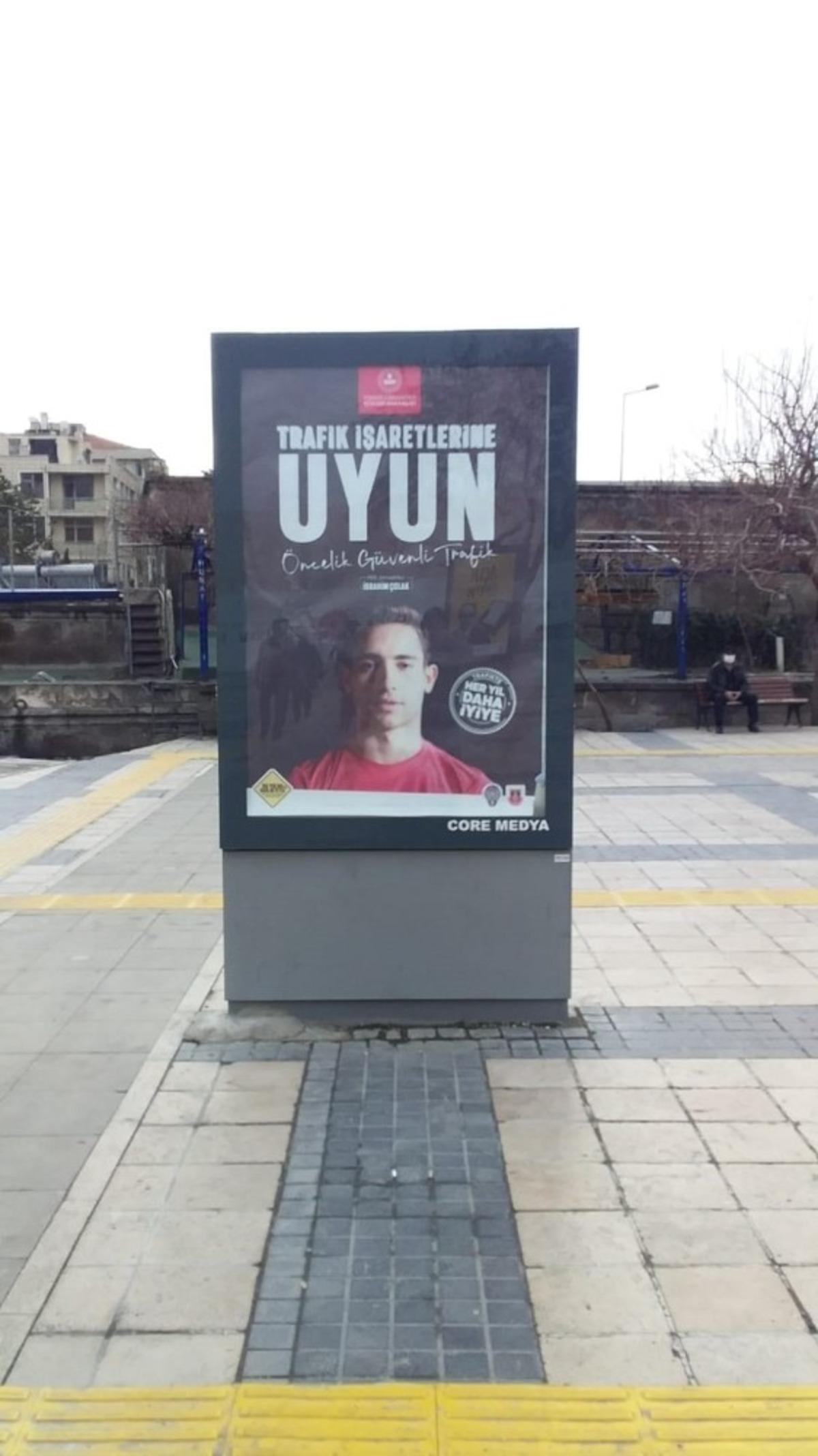 Kayseri Emniyeti&rsquo;nden &lsquo;Bilin&ccedil;li trafik&rsquo; bilgilendirmesi