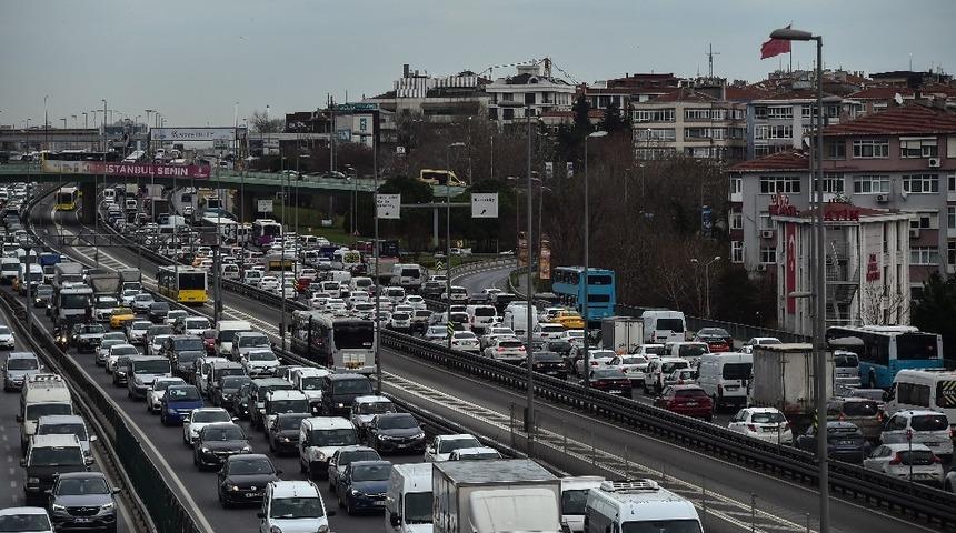 İstanbul’da 15.00 itibarıyla trafik yoğunluğu yüzde 65