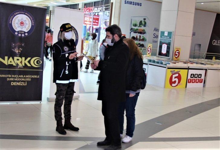 Narkonokta ve Narkorehber ile uyuşturucuya karşı vatandaşlar bilinçlendiriliyor G3