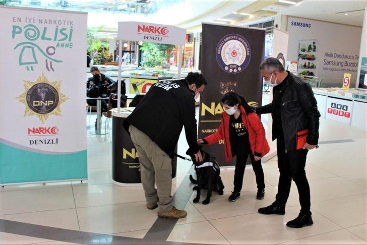 Narkonokta ve Narkorehber ile uyuşturucuya karşı vatandaşlar bilinçlendiriliyor G4