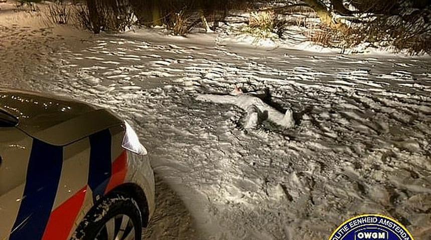 Hollanda'da polisin cinayet sandığı vakanın altından 'kardan adam' çıktı