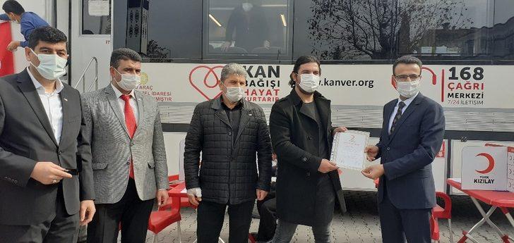 Kızılay’dan kan bağışçılarına madalya G1