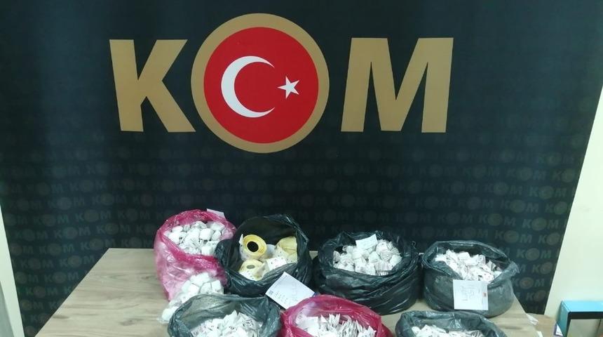 Kocaeli’de 500 bin boş makaron ele geçirildi