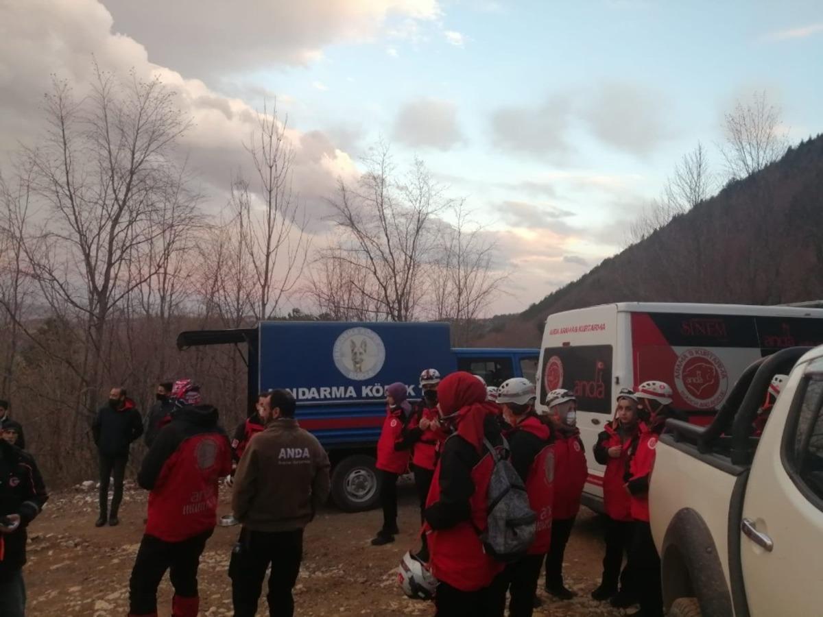 Engelli gen&ccedil; 6 saat sonra bulunarak ailesine teslim edildi
