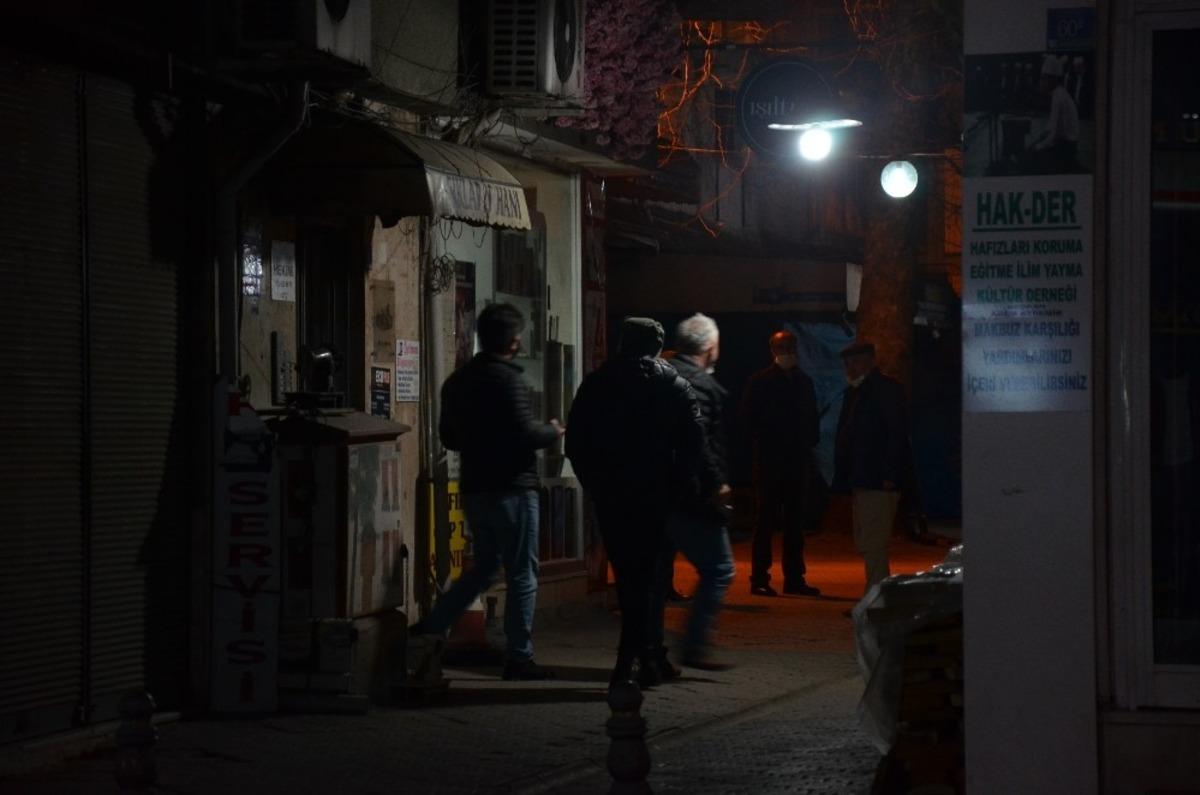 Ordu&rsquo;da polisten kumar baskını: 9 kişiye sosyal mesafe cezası