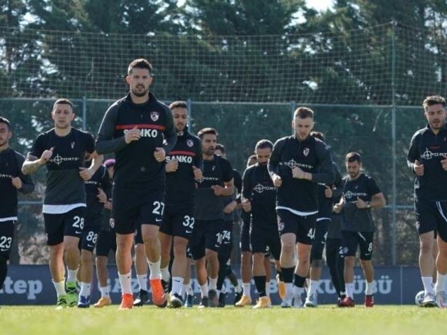 Süper Lig ekibinde 2 pozitif vaka