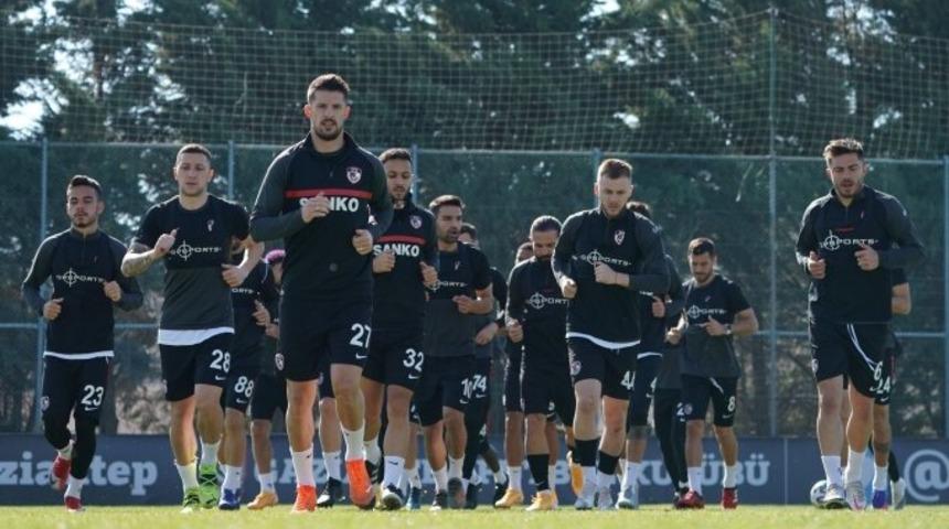 Süper Lig ekibinde 2 pozitif vaka