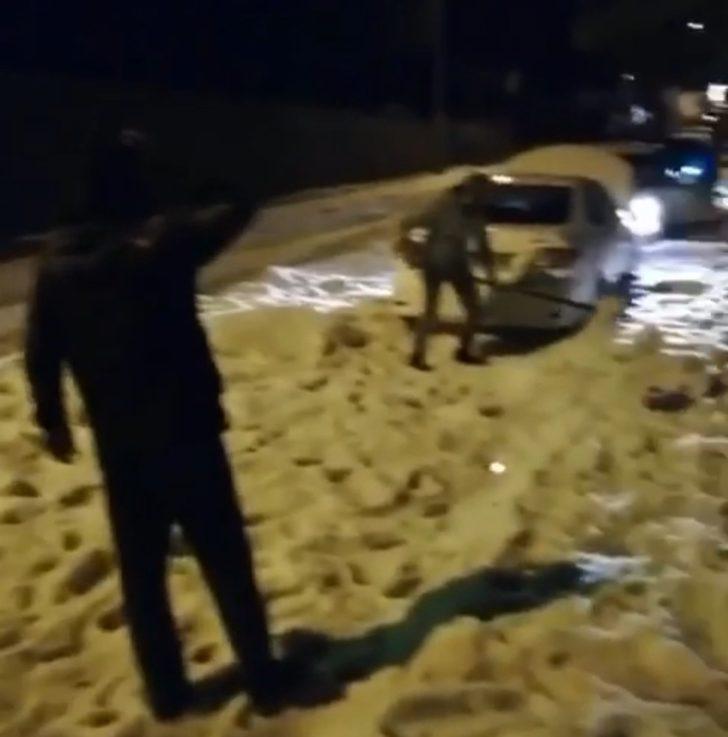 İzmir’de dolu birikintileri kar yağışını andırdı G5