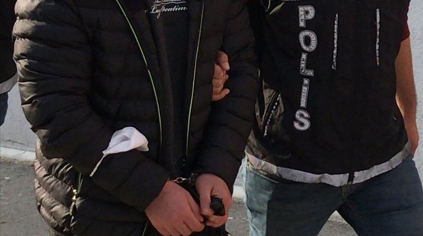 Şanlıurfa'da kaymakama kendini 'Cumhurbaşkanı başdanışmanı' olarak tanıtan kişi gözaltına alındı