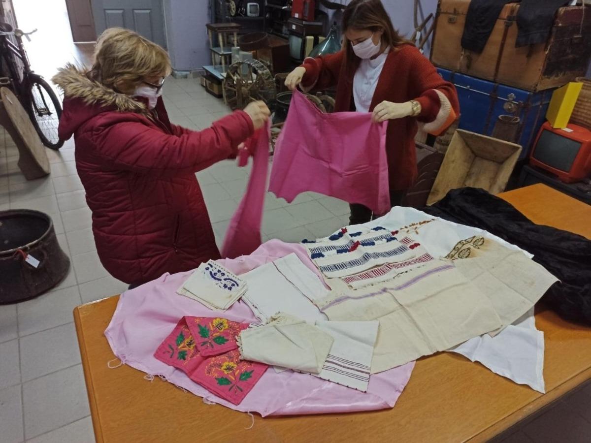 3 kuşak g&ouml;z&uuml; gibi baktı, &ccedil;eyizlik sandığından m&uuml;zeye geldi