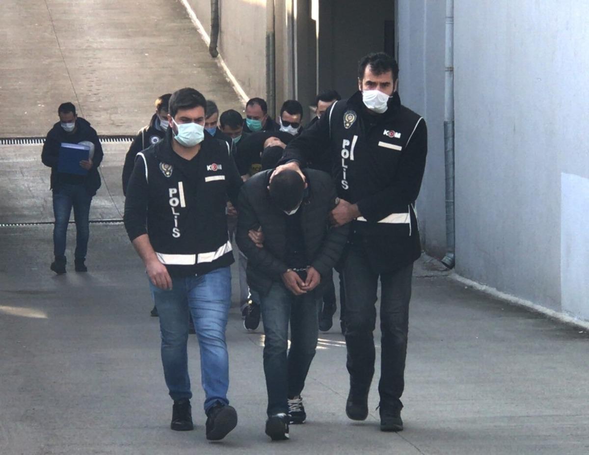 Silah ka&ccedil;ak&ccedil;ılarından "koleksiyoneriz" savunması