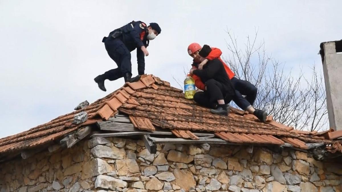 Komşusu ile arazi sorunu olan vatandaş intihar girişiminde bulundu