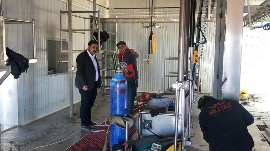 &Ccedil;i&ccedil;ekdağı il&ccedil;esine modern kesimhane