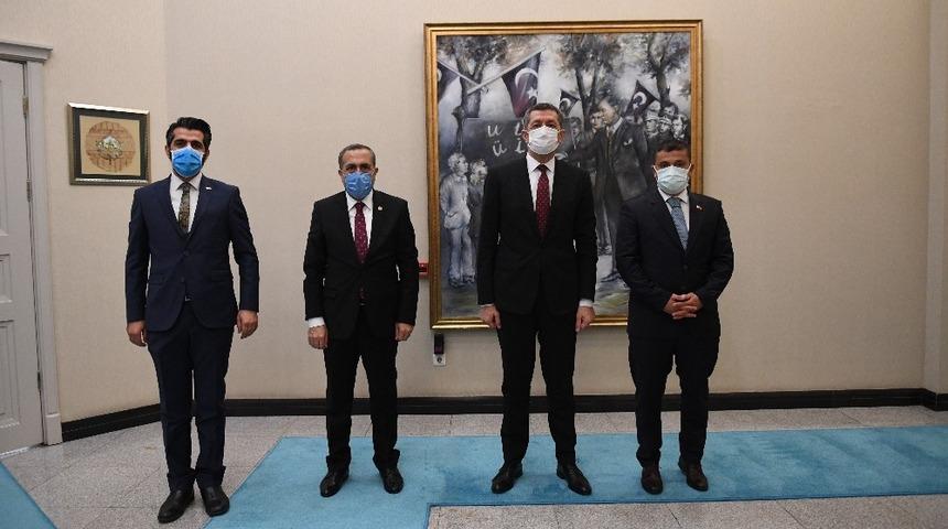 AK Parti Van Milletvekili Arvas, Milli Eğitim Bakanı Sel&ccedil;uk&rsquo;u ziyaret etti