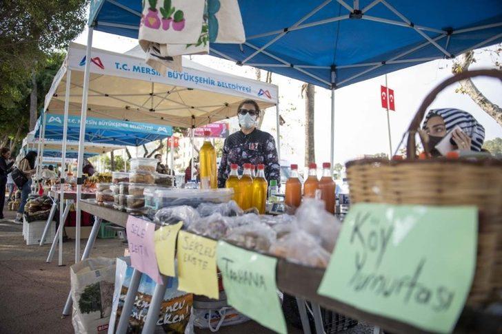 Üretici kadınlar, Özgecan Aslan Barış Meydanında stant açtı G3