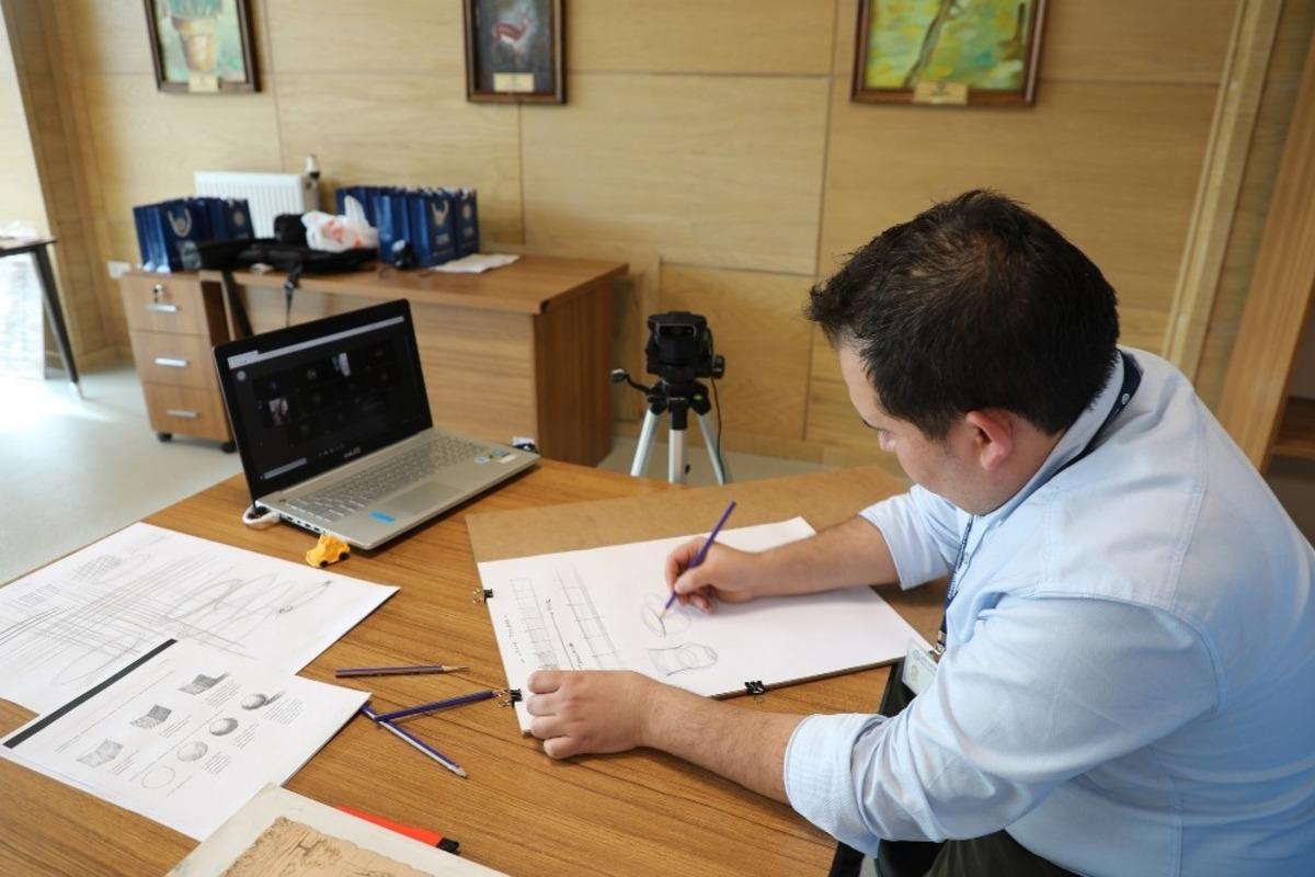 B&uuml;y&uuml;kşehirden kadınlara On-line sanat eğitimi