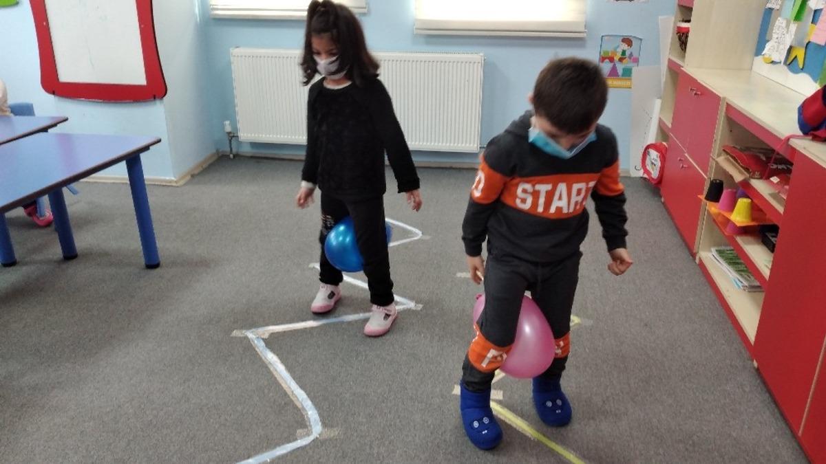 Pursaklar&rsquo;da &ccedil;ocuklar hem eğleniyor hem &ouml;ğreniyor