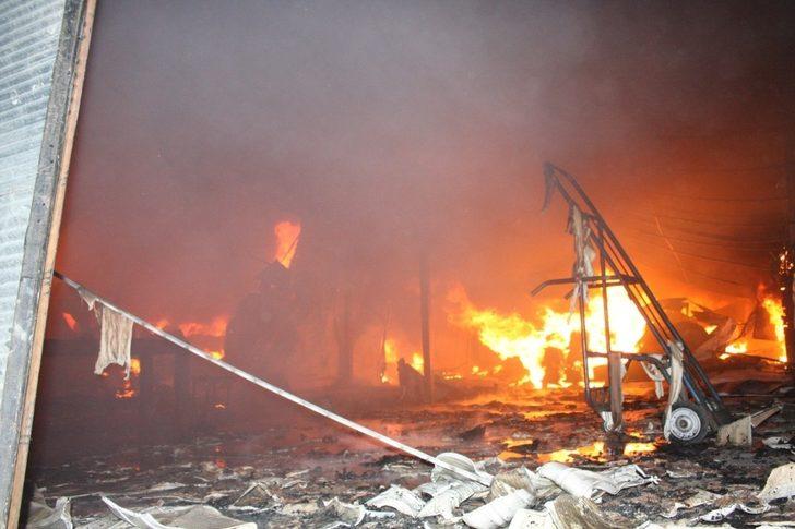 Antalya’daki yangında 350 ton sebze küle döndü, 6 milyon zarar var G3