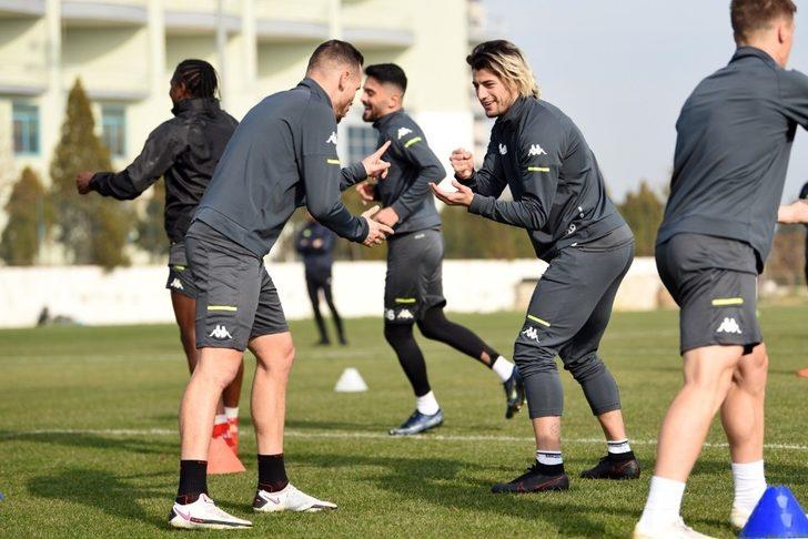 Denizlispor’un 24 haftalık karnesi iç açmadı G2