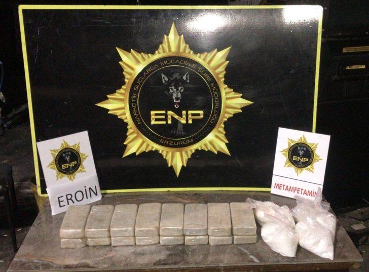 Erzurum’da üç farklı araçta toplamda 56 kilo 450 gram uyuşturucu ele geçirildi G3