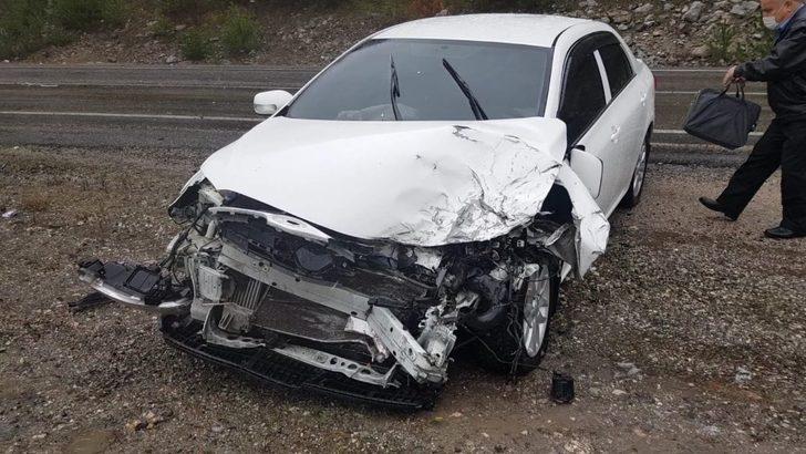 Karabük’te otomobil beton mikserine çarptı: 1 yaralı G2