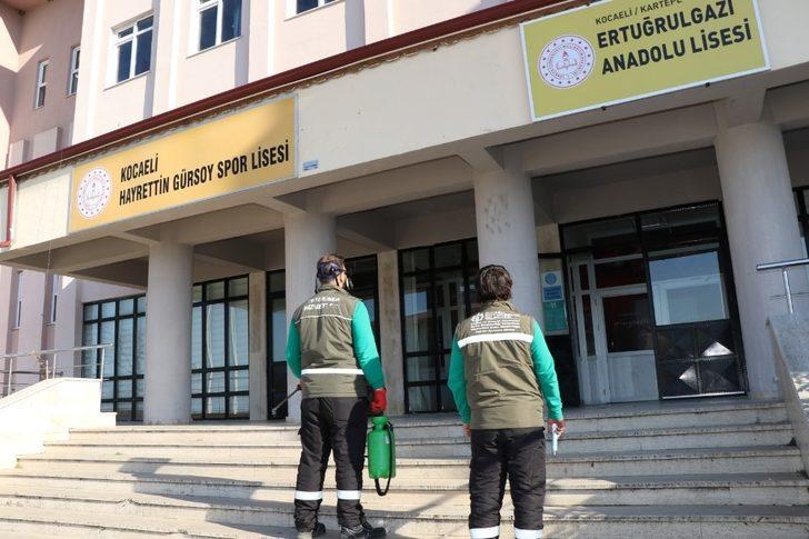 Yüz yüze eğitim öncesi okullar ilaçlandı G1