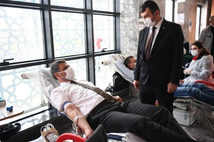 Kartepe’de kan bağışı kampanyası düzenlendi G3