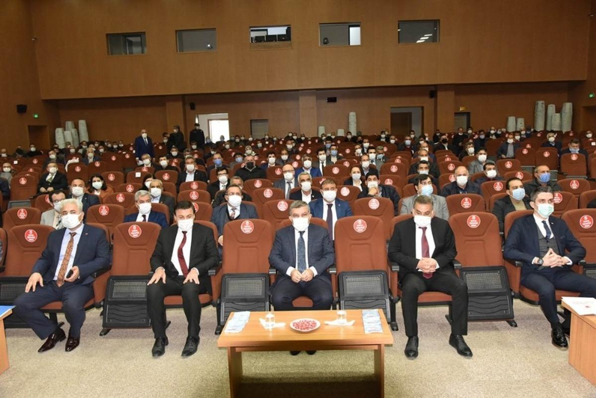 Vali Işık&rsquo;tan muhtarlara teşekk&uuml;r belgesi