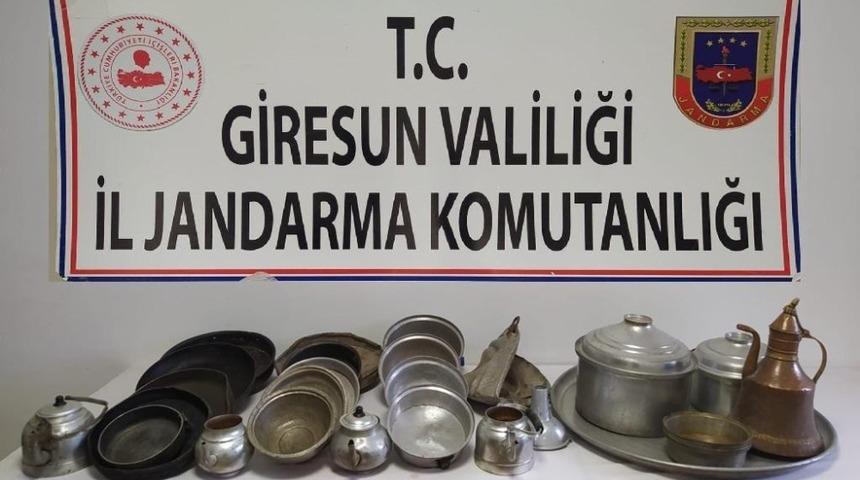 Giresun’da köy evlerini soyan hırsızlar yakalandı