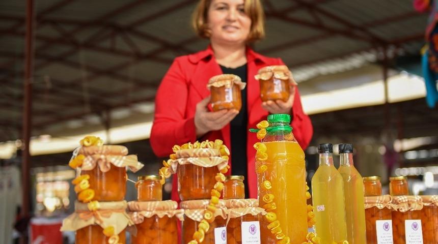 Turunç ürünleri Sevgililer Günü pazarında