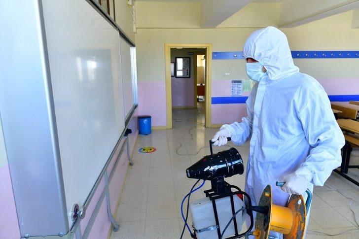 Yeşilyurt’ta ki okullar defezenfekte edildi G3