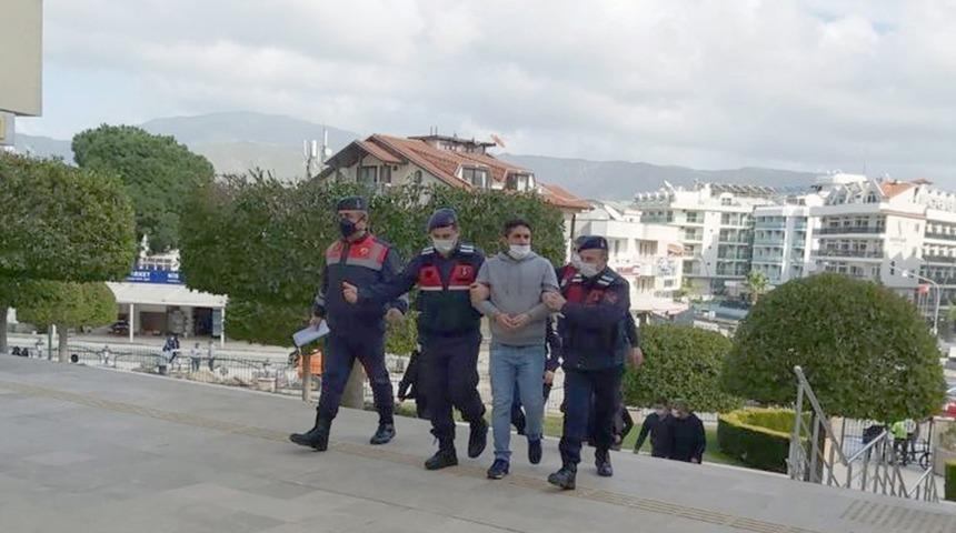 Jandarmadan ka&ccedil;amadı