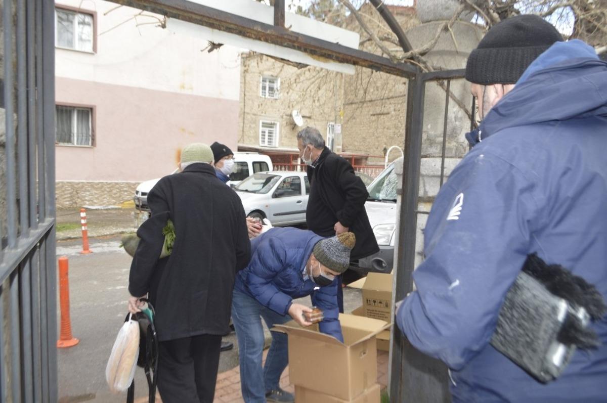 &Uuml;&ccedil; ayların başlangıcı dolayısıyla lokma tatlısı ikram