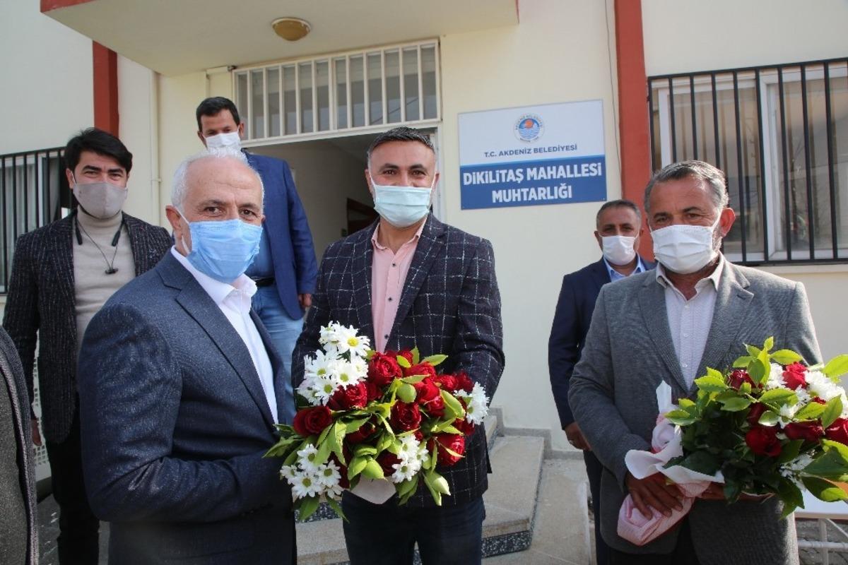 G&uuml;ltak, mahalle gezilerini s&uuml;rd&uuml;r&uuml;yor