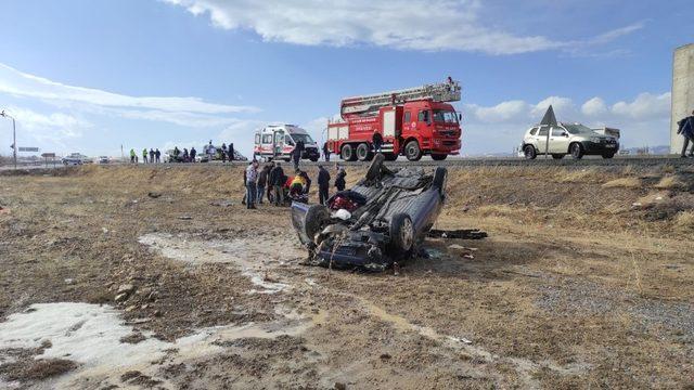 Kayseri’de 3 aracın karıştığı kazada 7 kişi yaralandı