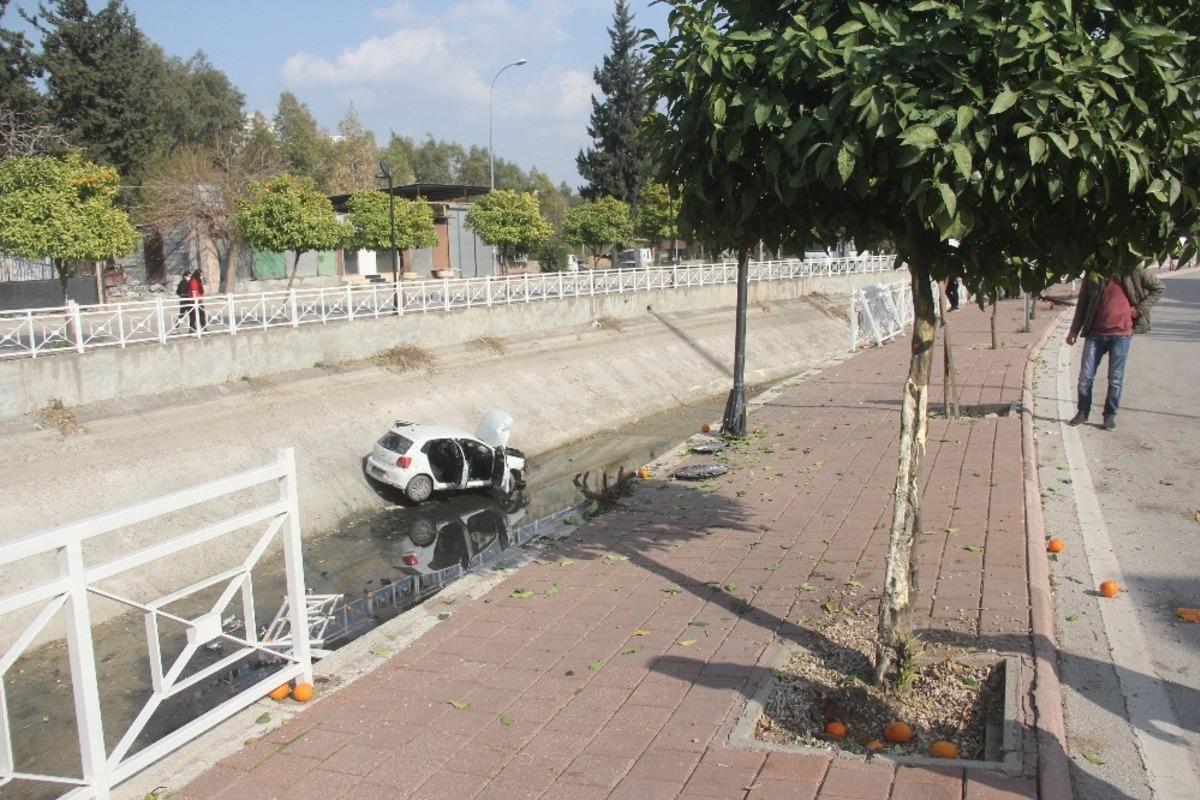 Aracıyla kanala d&uuml;şen kadın yaralandı