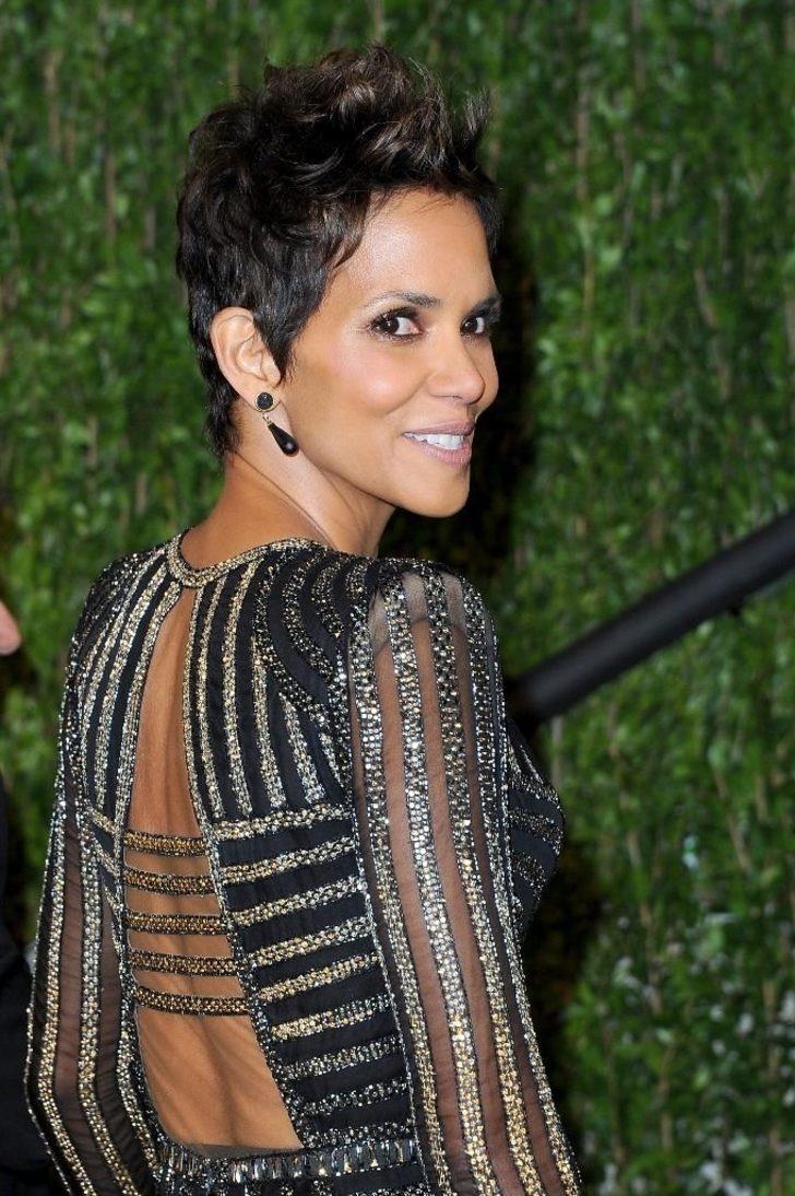 Vibratör hediyesi şok etti! Daha neler var neler... G3