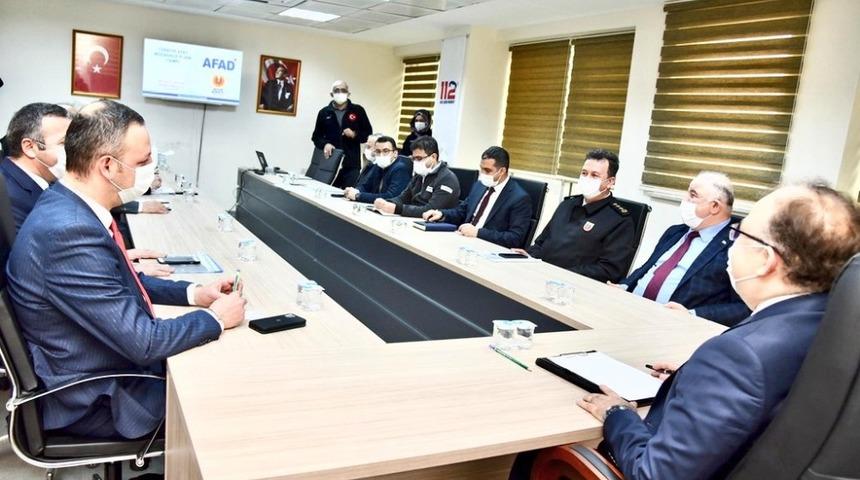 Karla mücadeleyi konuştular