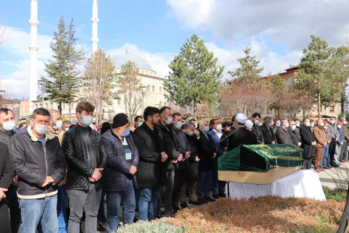 Makam şof&ouml;r&uuml; son yolculuğuna uğurlandı
