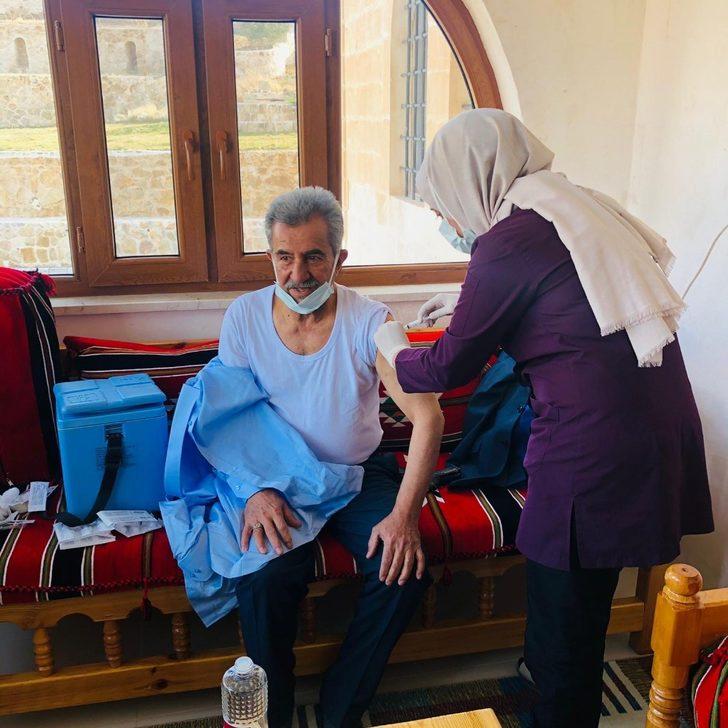 Gercüş’te 65 yaş ve üzerine korona aşısına başlandı G1