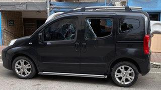 İki gün önce aldığı aracının camları kırıldı, lastikleri patlatıldı