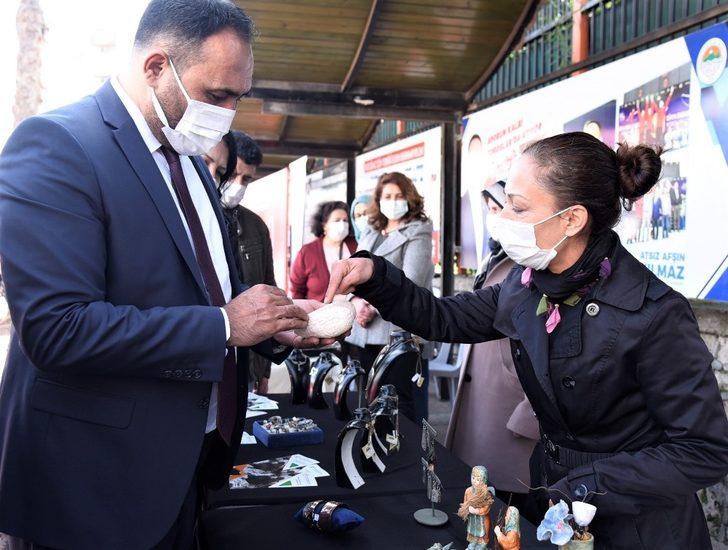 TORTEK kursiyerleri, el emeği ürünlerini Sevgililer Günü için sergiledi G2