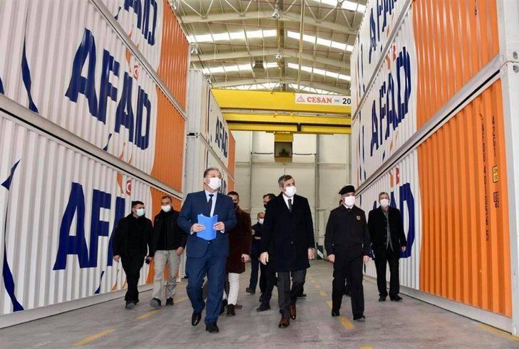 Vali Sezer, AFAD Lojistik Deposunda ve Toplanma Alanlarını inceledi G1