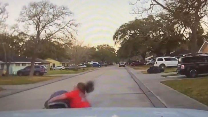 Kızının odasını gözetleyen kişiye müdahale etti! G4